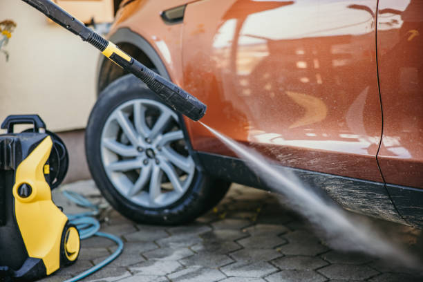 Best Commercial Building Pressure Washing  in Braddock, PA